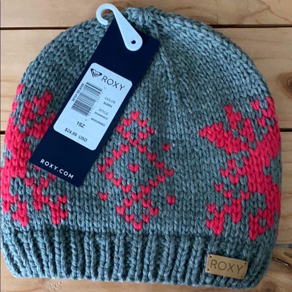 Roxy beanie - NWT